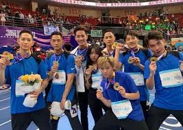 宣誓完就错判！中超揭幕战主裁李海新漏判红牌 面临内部处罚泰山官宣国青队长因伤缺阵六周 竞争激烈一线队前景难料分别淘汰日韩！U20亚洲杯：澳大利亚将与沙特争冠